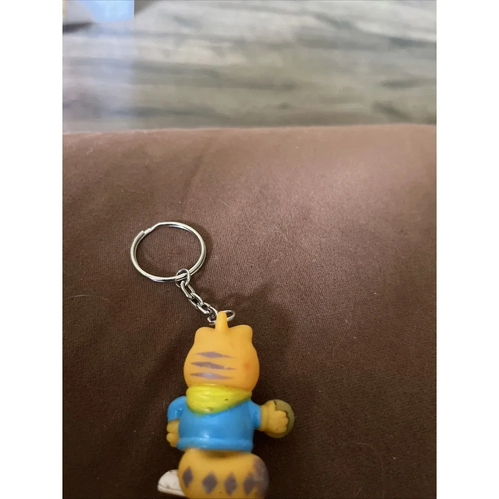 Garfield Cat Figure KeyChain Clip Backpack Vintage Key Chain Toy Nanbei
